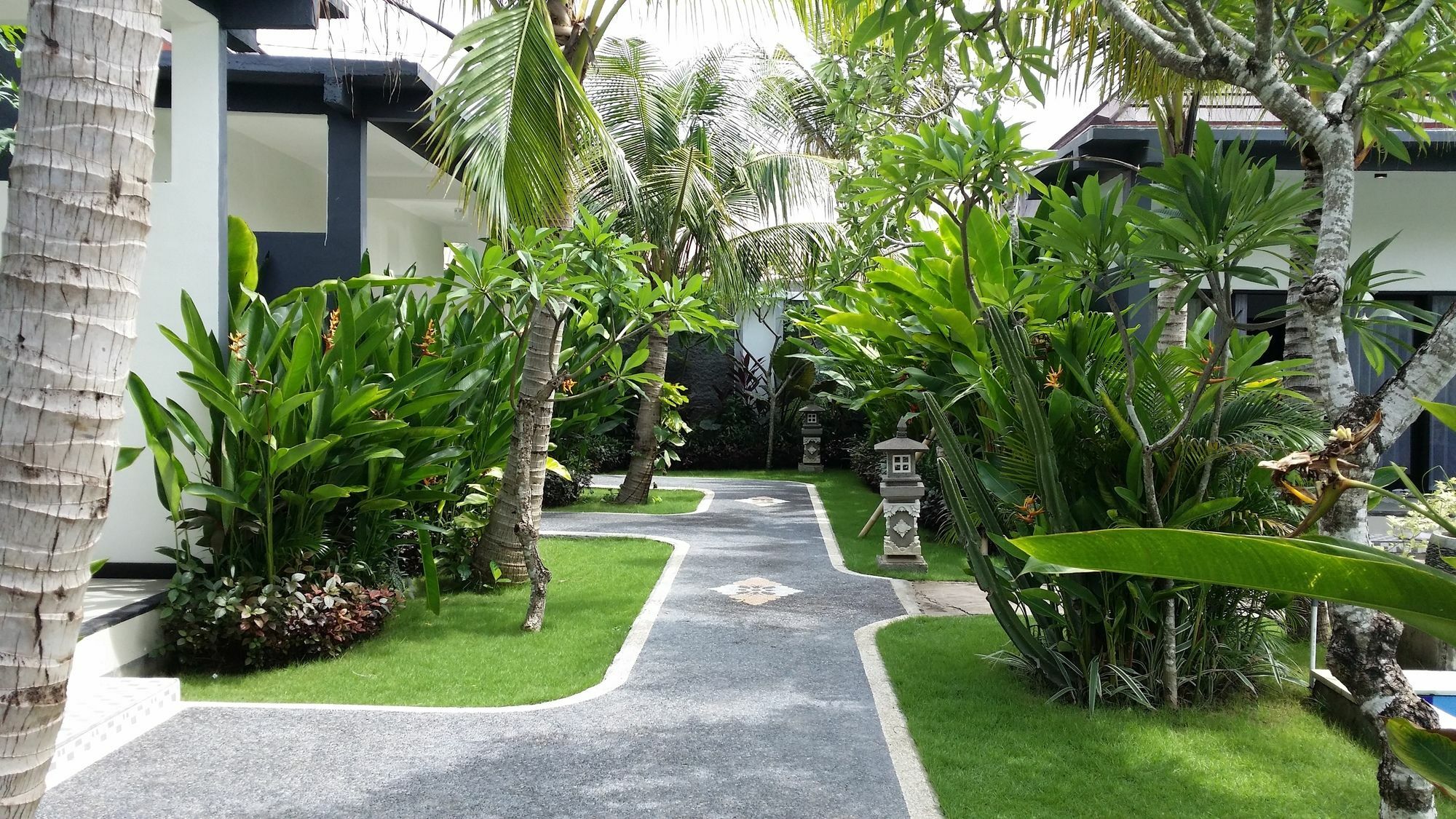 Отель Palm Garden Bali Нуса-Дуа Экстерьер фото